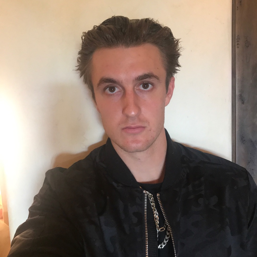 Meet your Posher, Luis